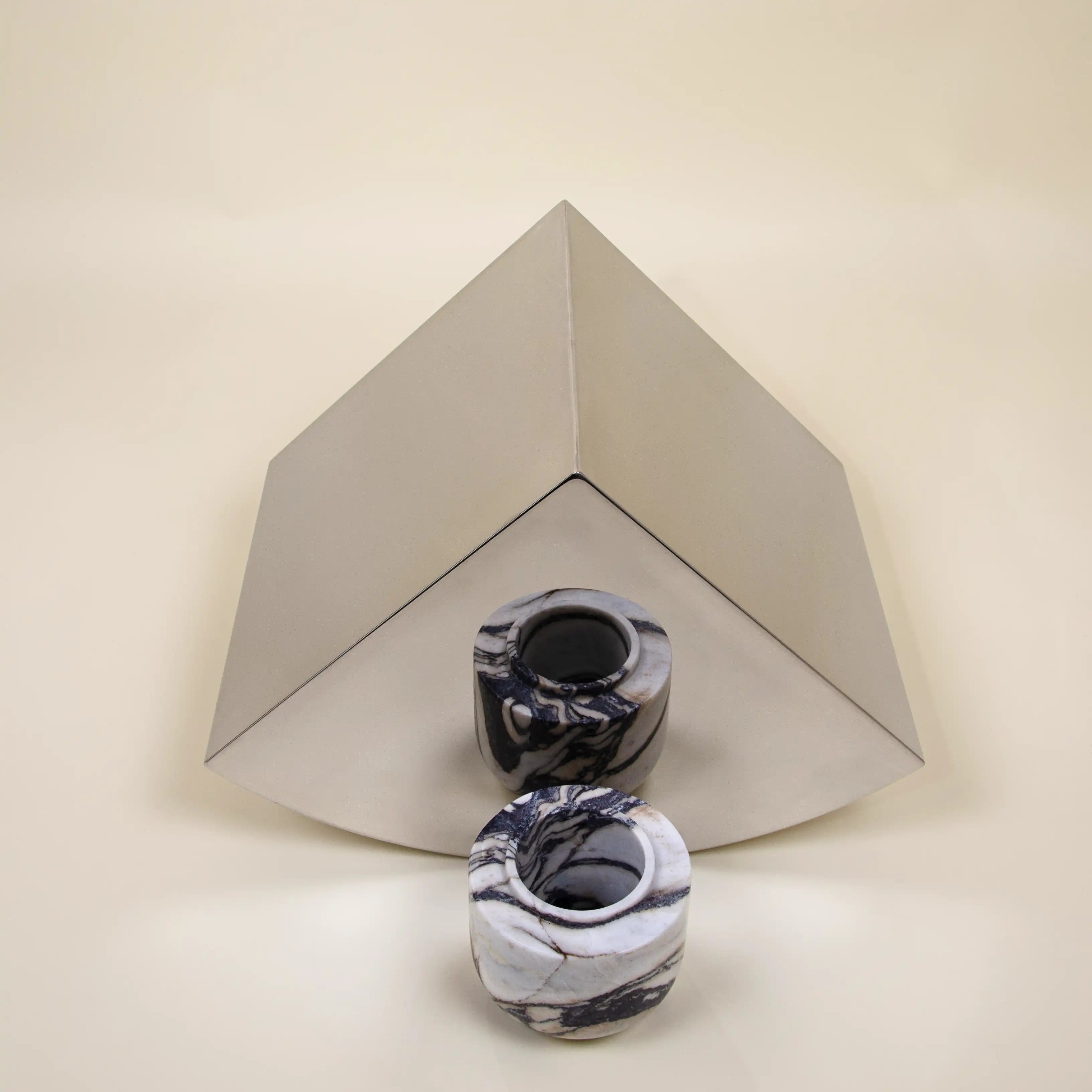 illusio - stainless steel side table