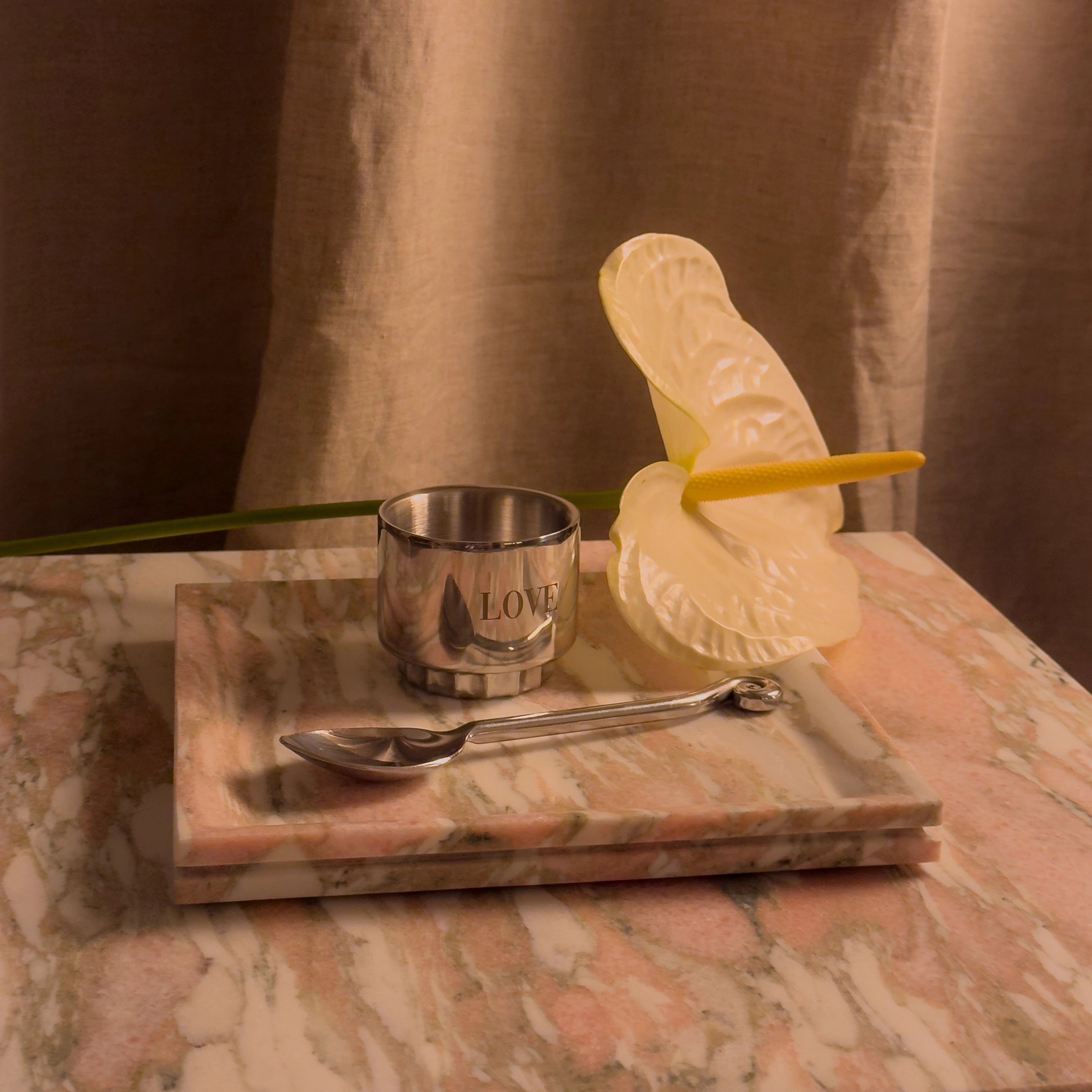 gloria tray - norwegian rose marble