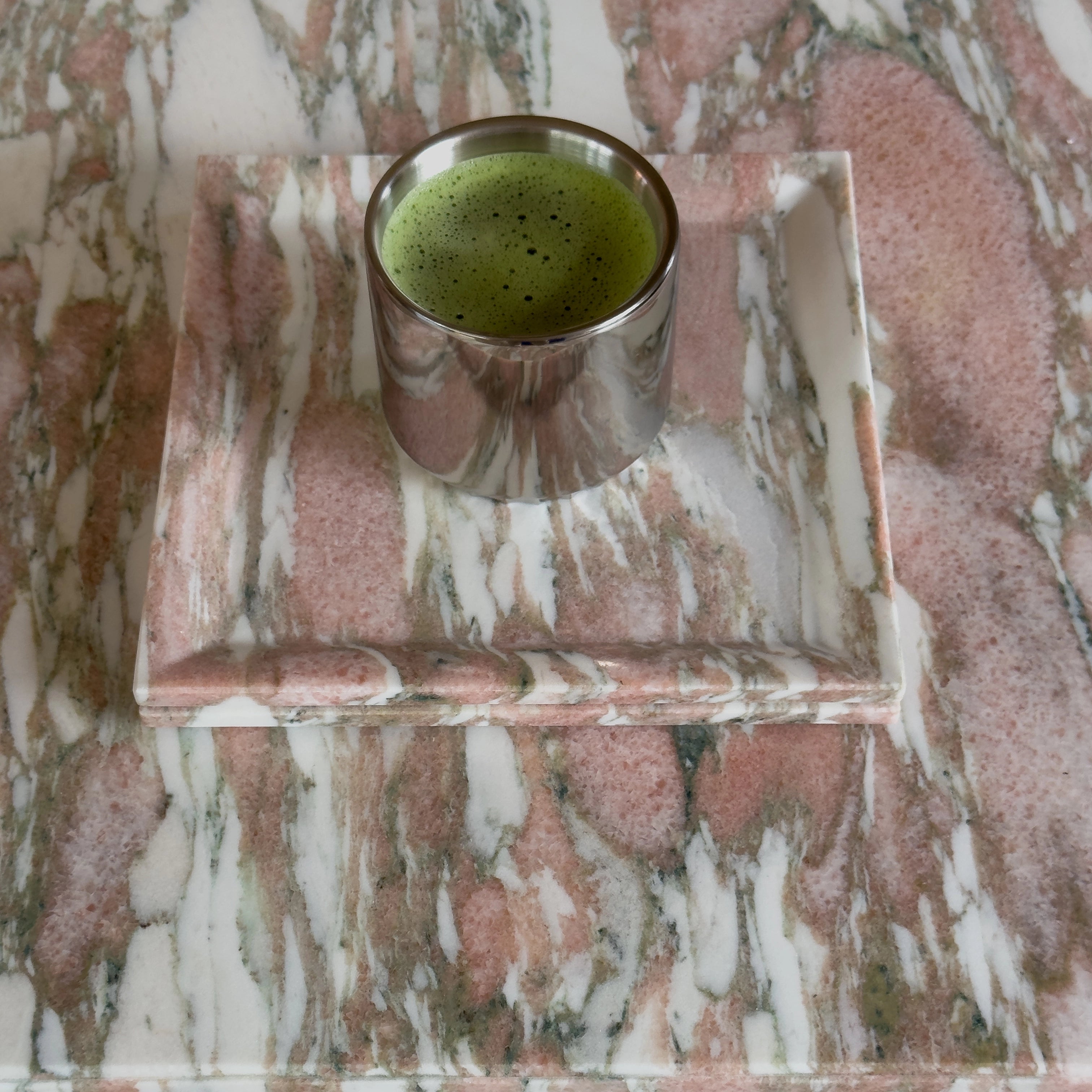 gloria tray - norwegian rose marble