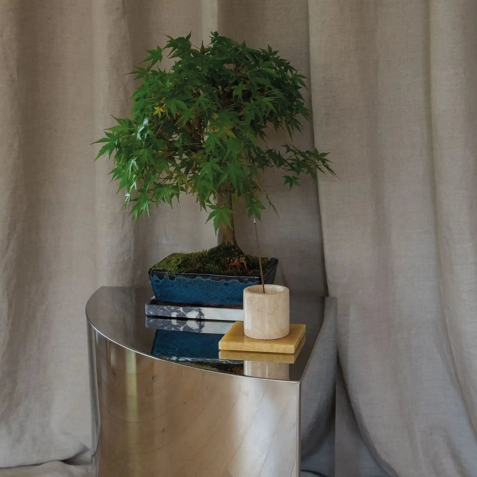 illusio - stainless steel side table