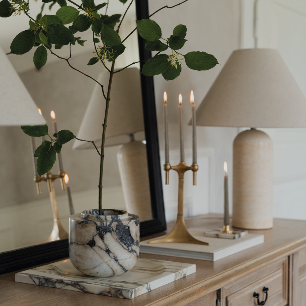 atrium center piece - viola calacatta marmor