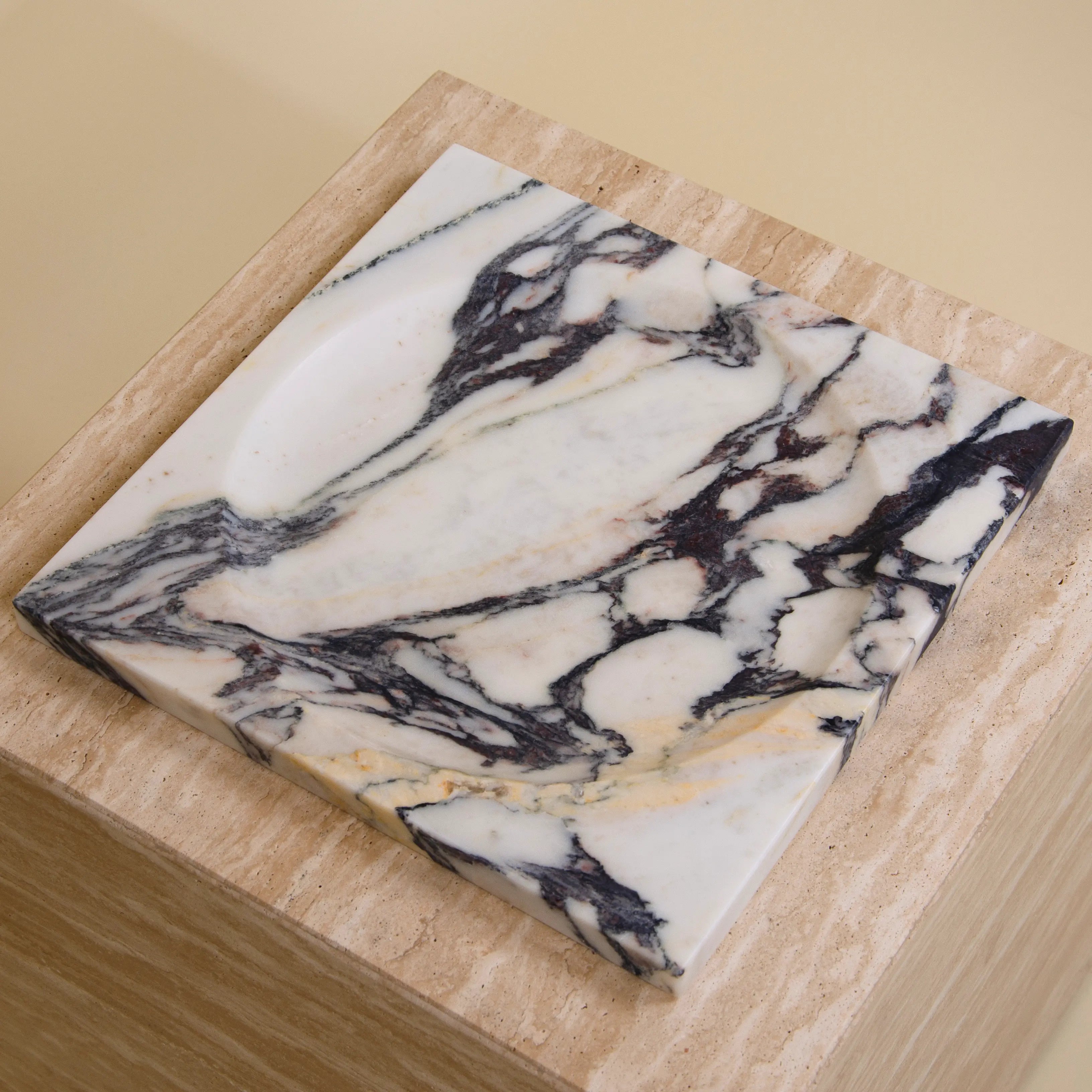 atrium center piece - viola calacatta marble