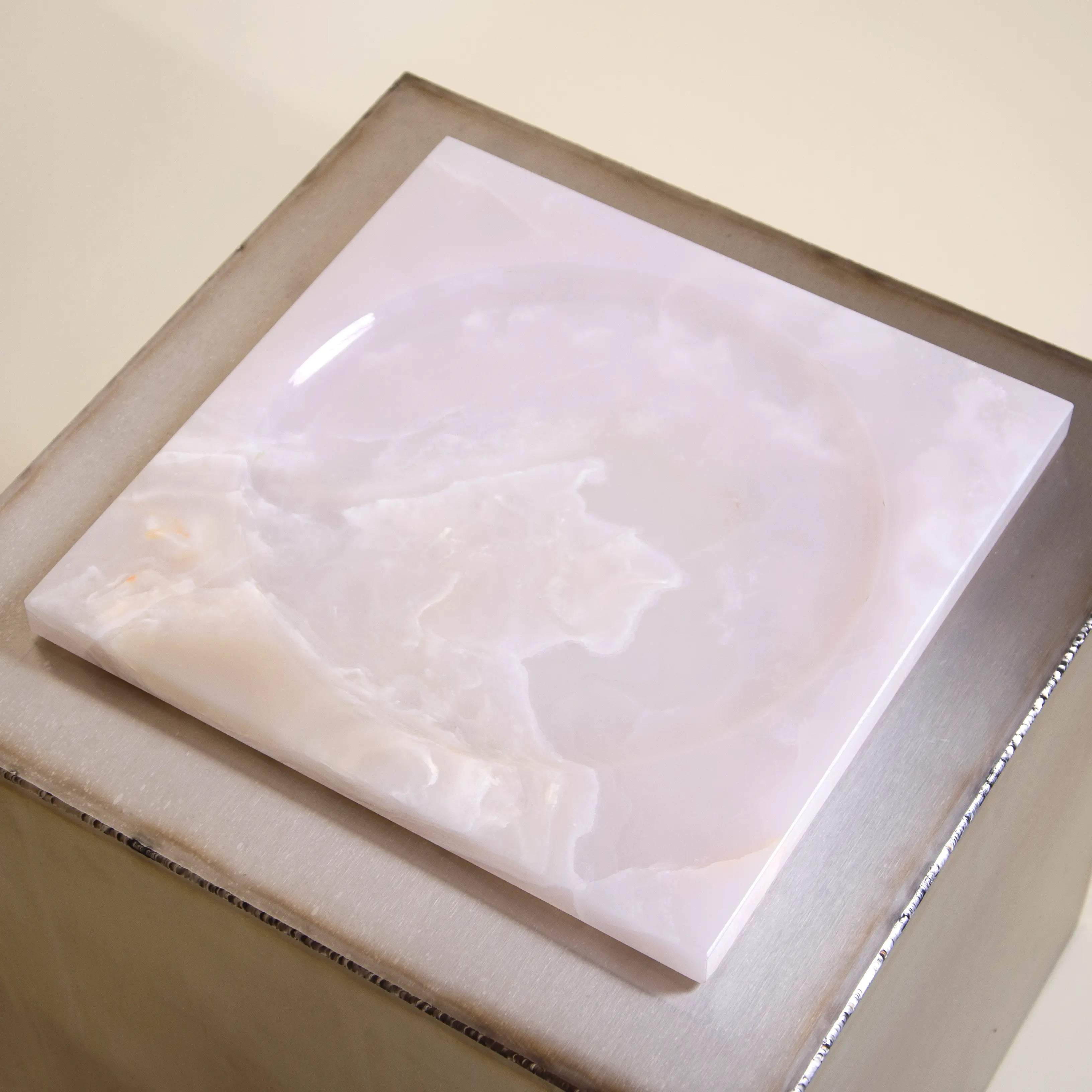 atrium center piece -  white onyx