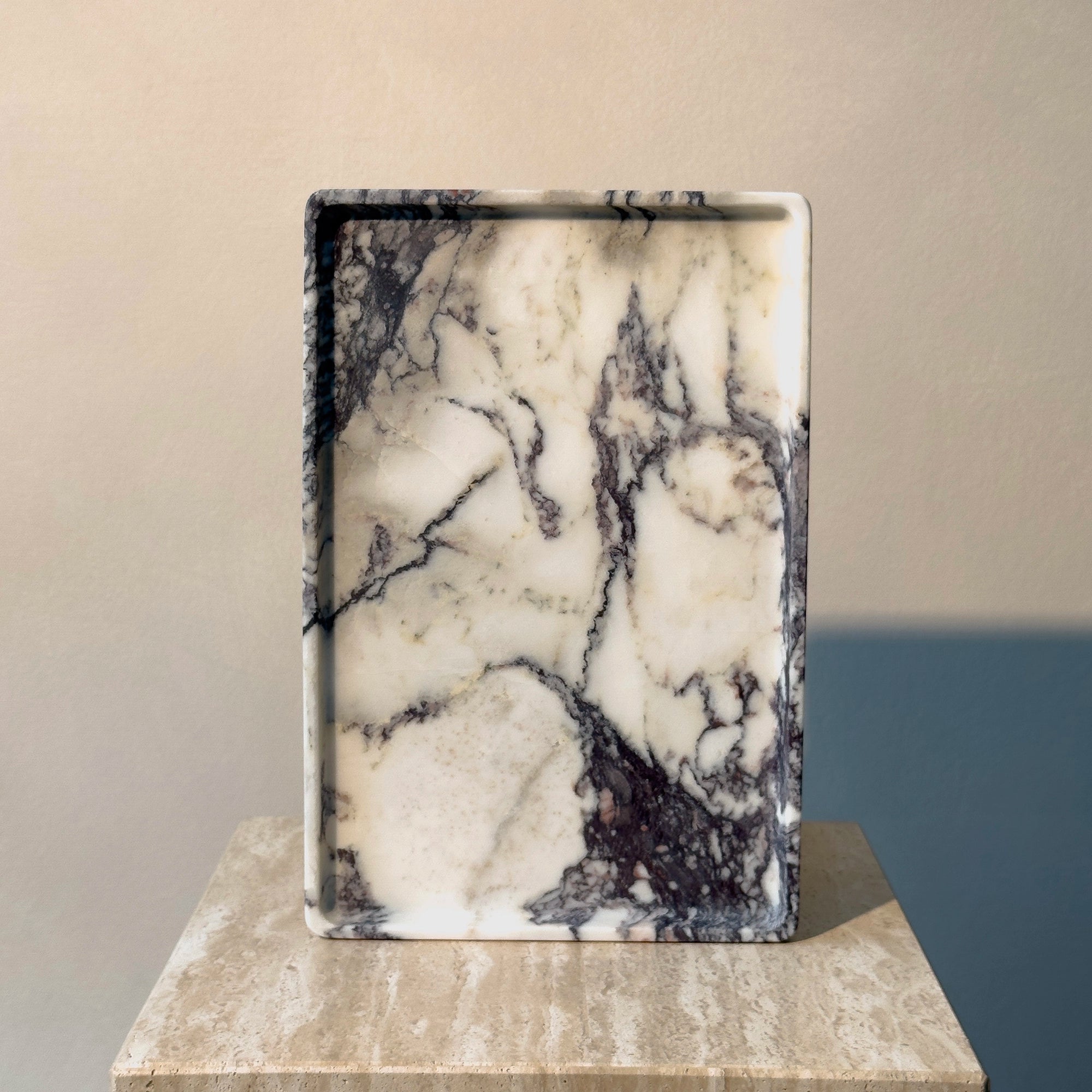 initium tray large - viola calacatta marble