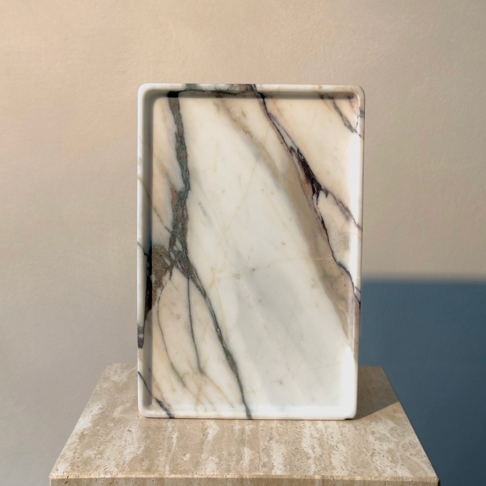 initium tray large - viola calacatta marble