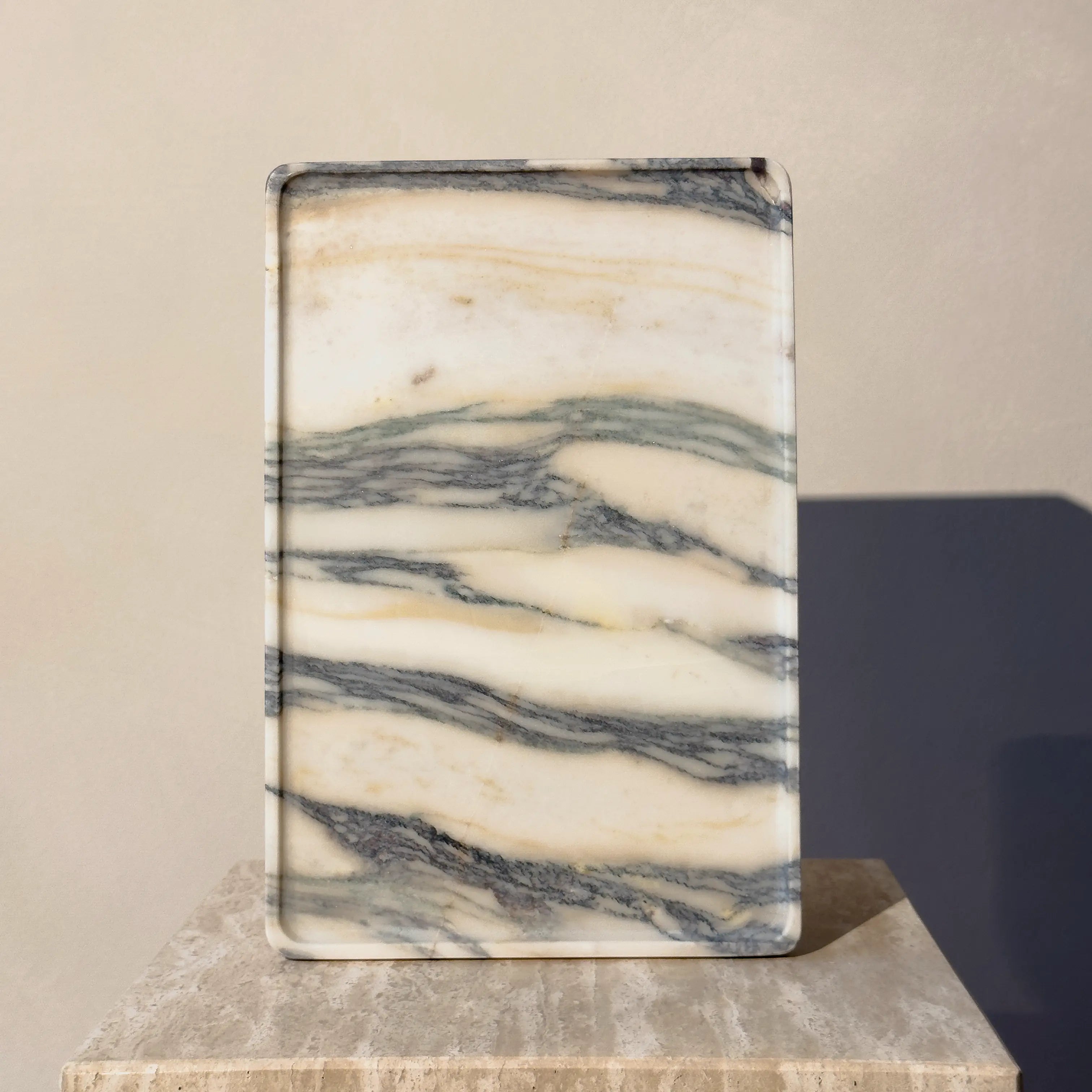 initium tray large - viola calacatta marble