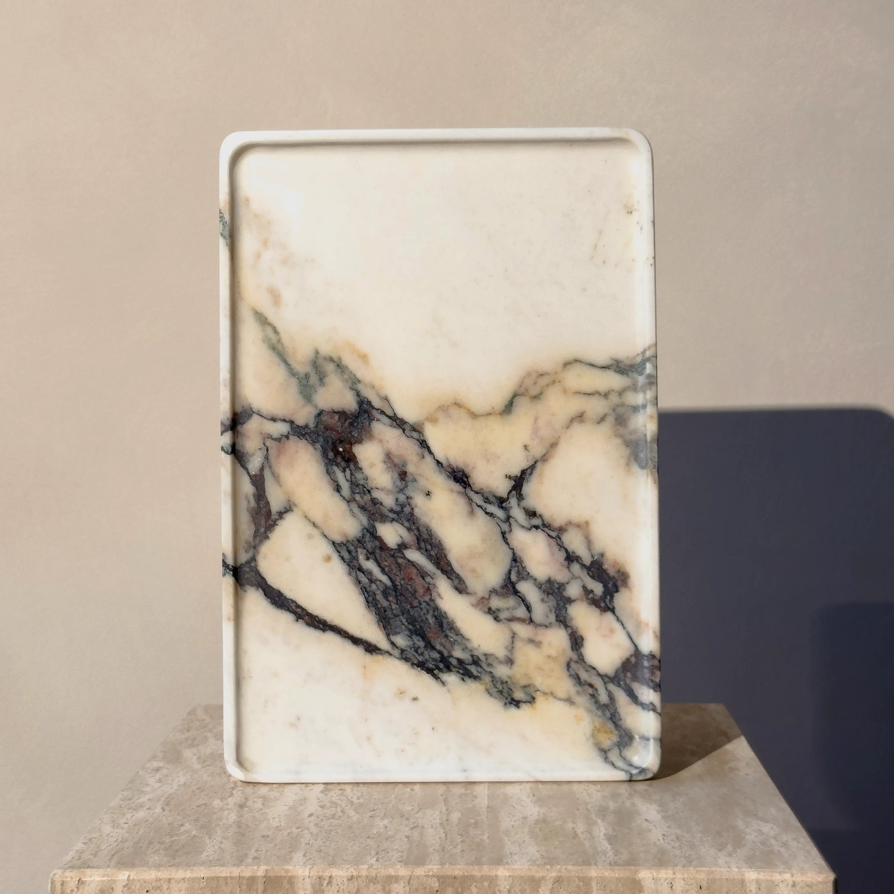 initium tray large - viola calacatta marble