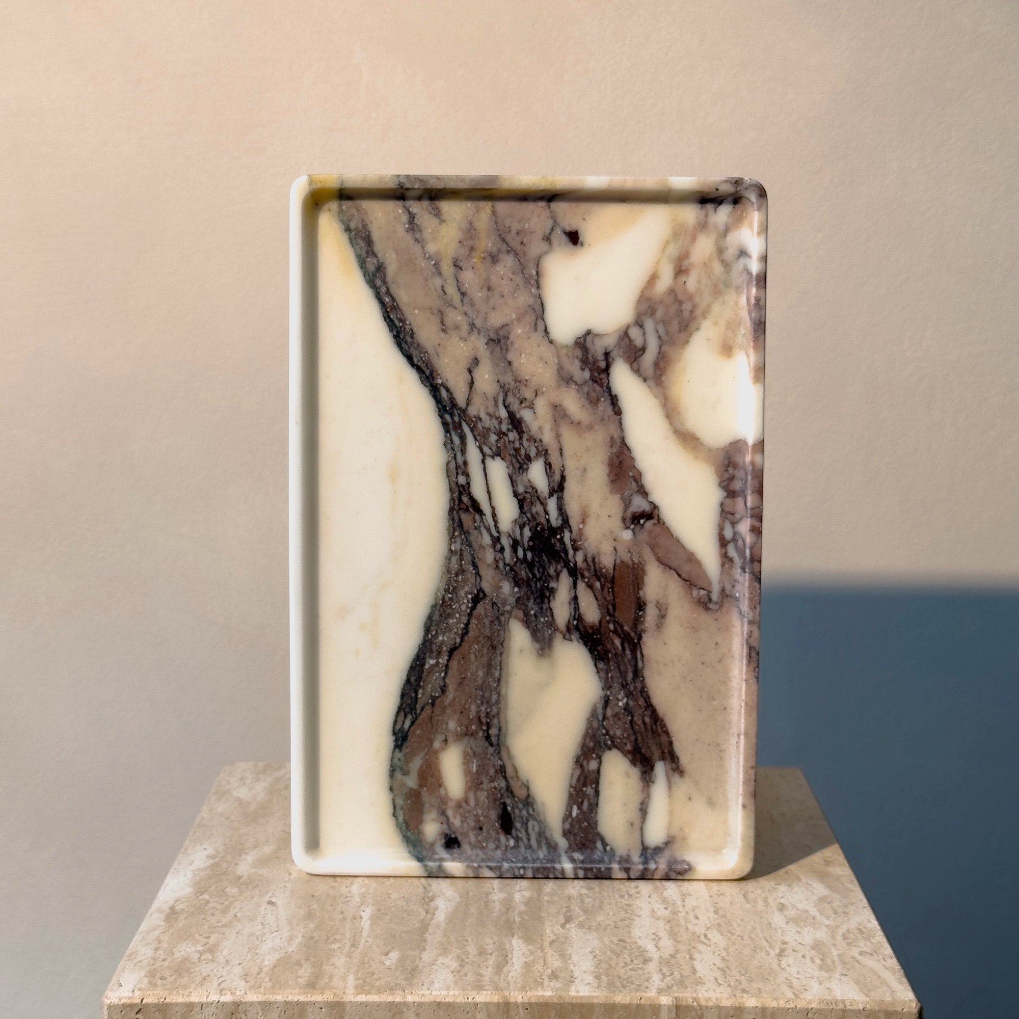 initium tray large - viola calacatta marble