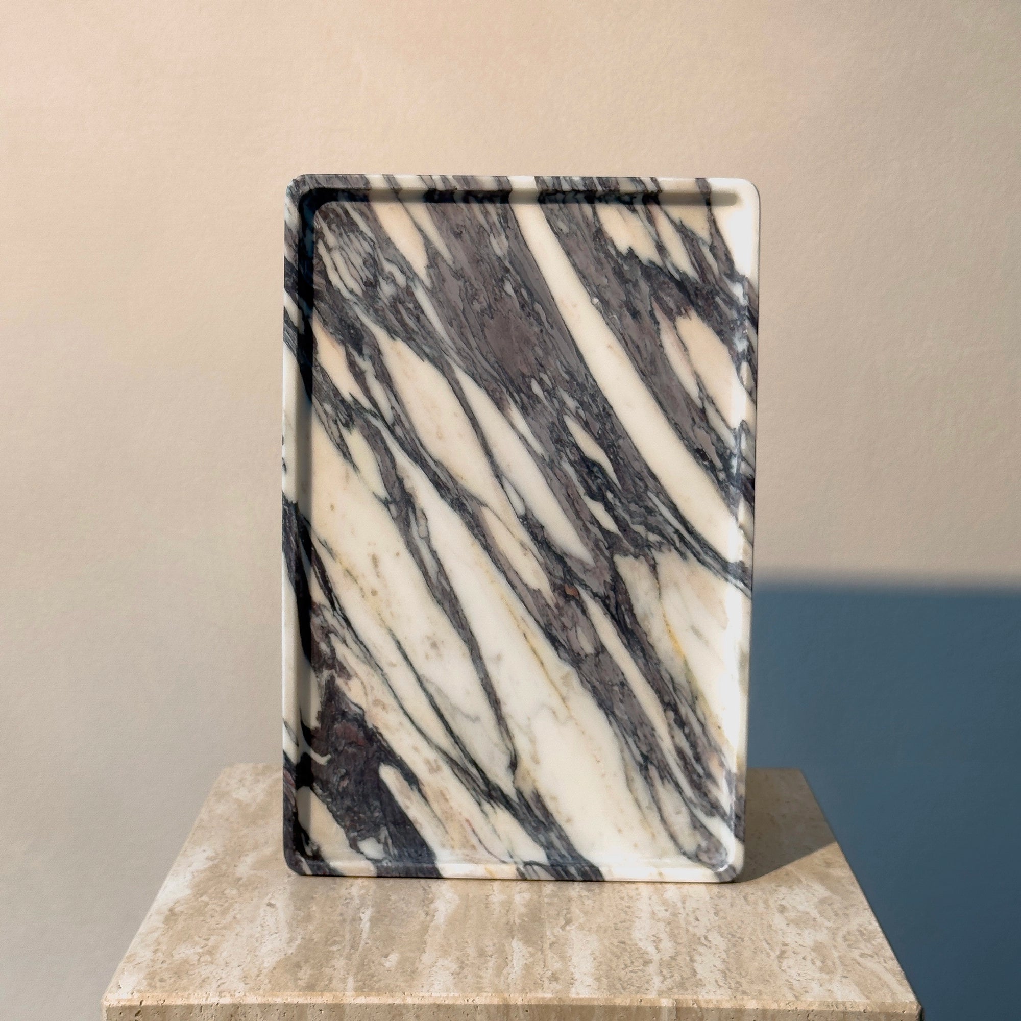 initium tray large - viola calacatta marble