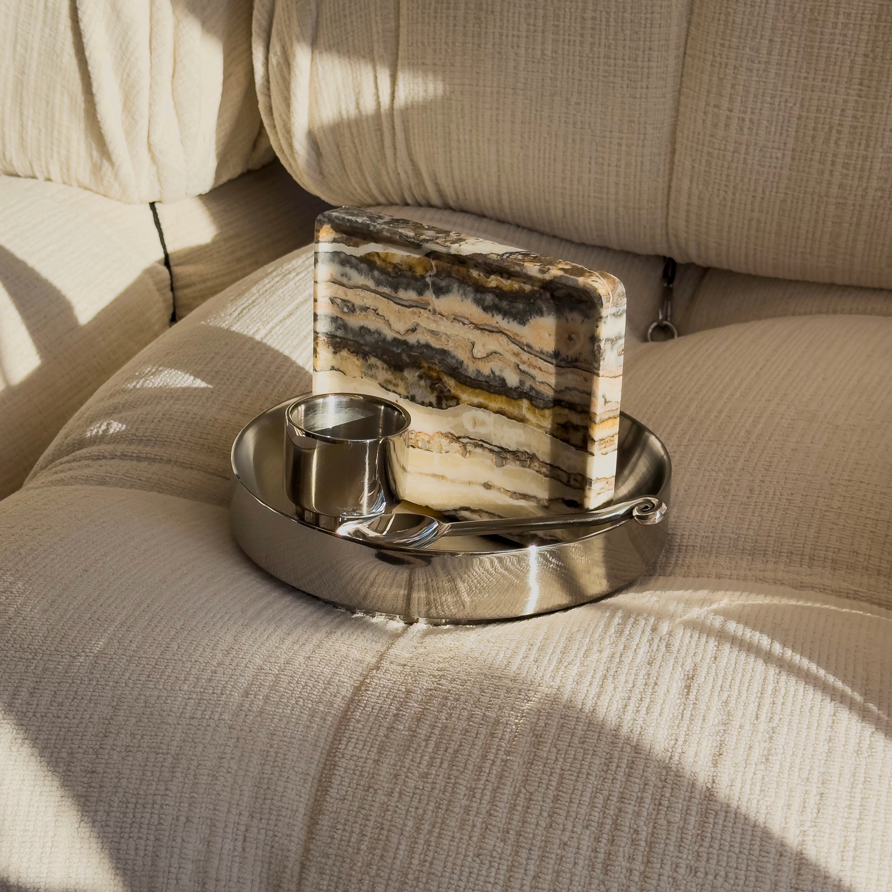 initium tray small - tiramisu travertine