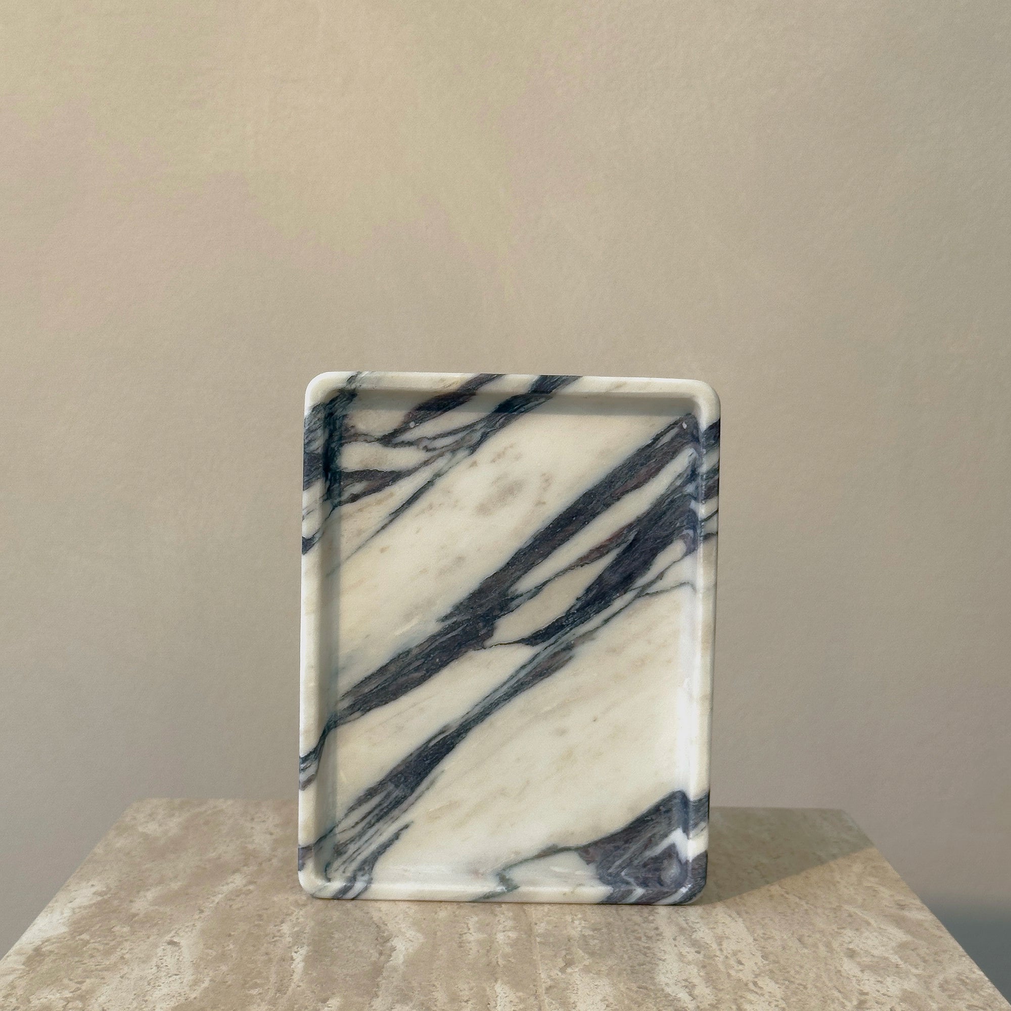 initium tray small - viola calacatta marble