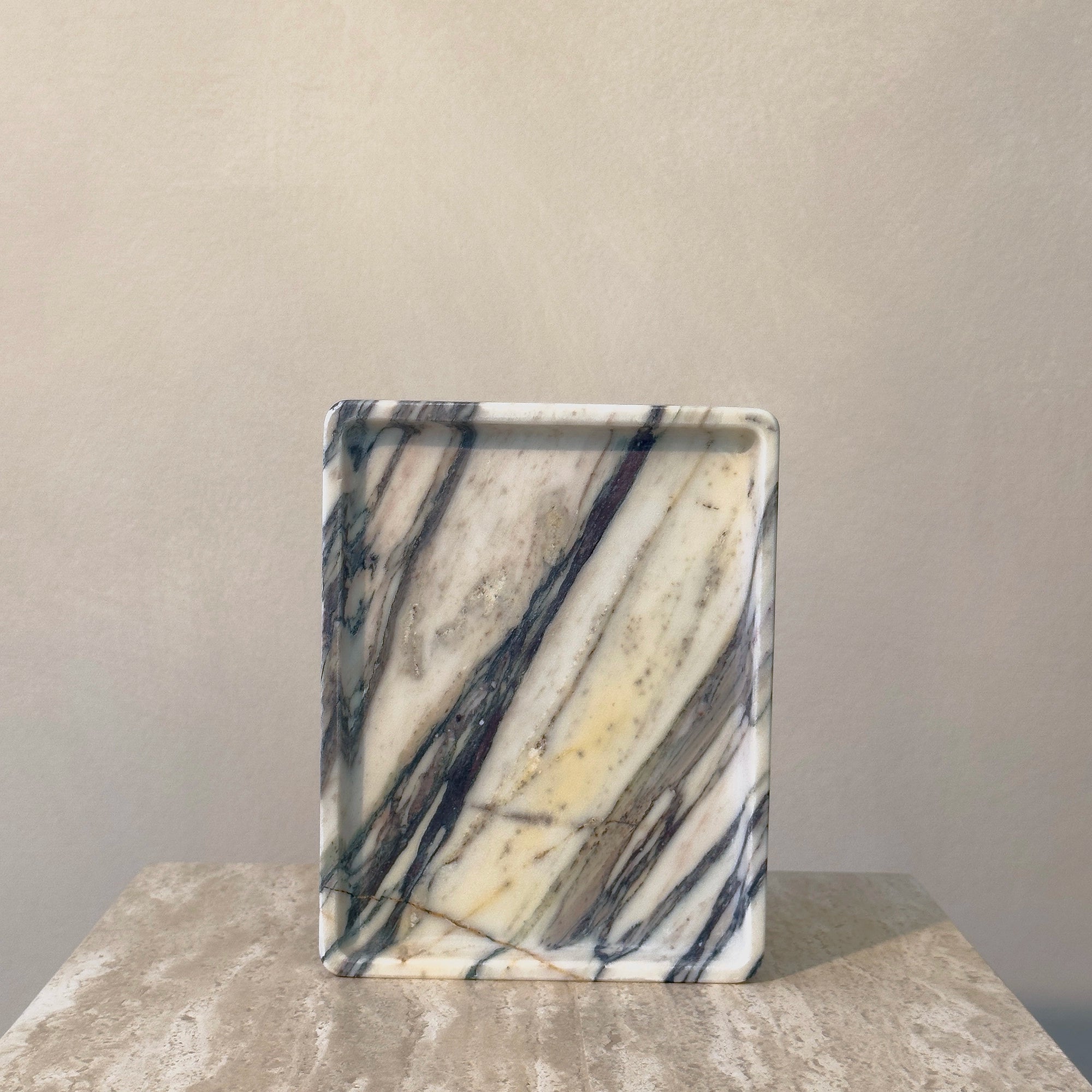 initium tray small - viola calacatta marble