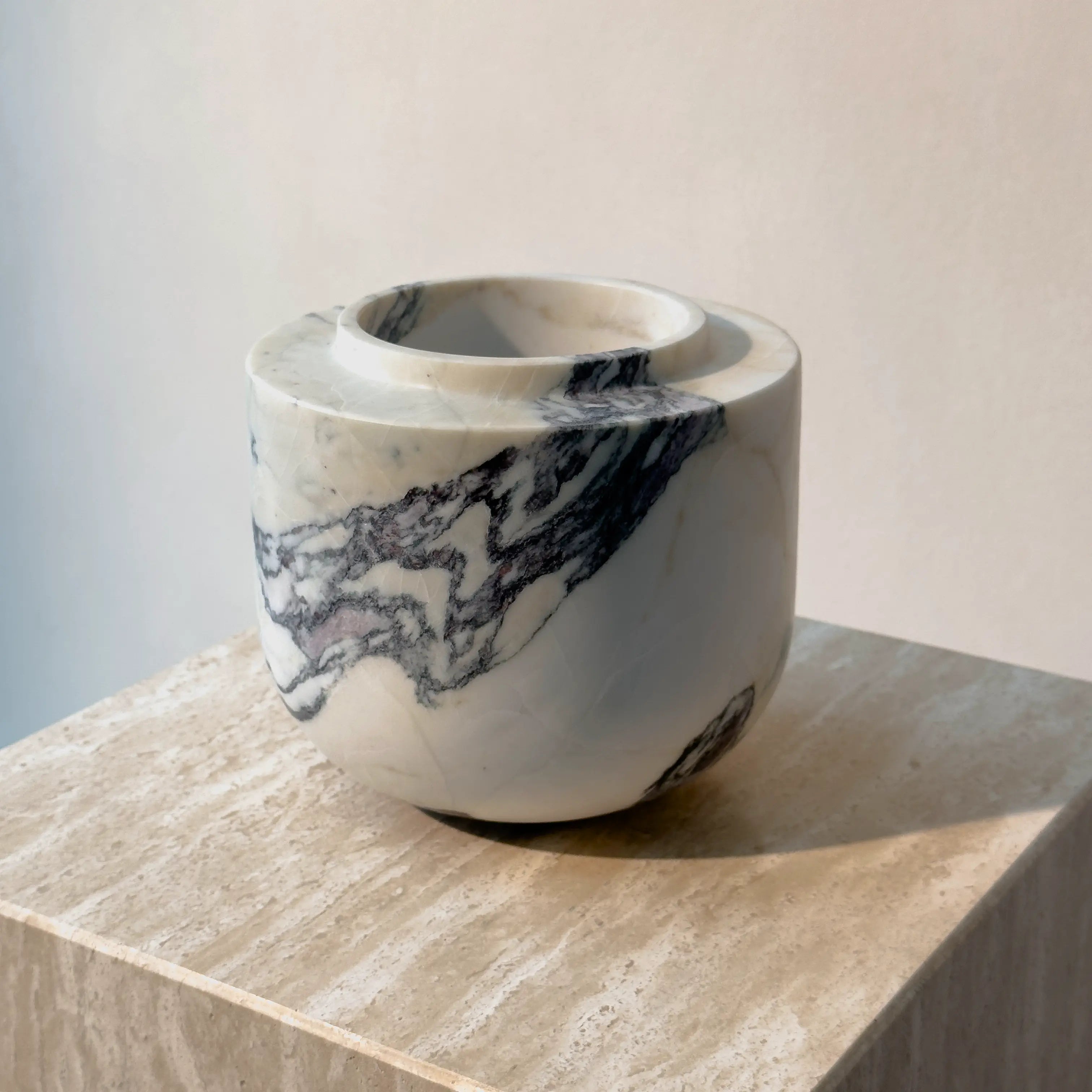 cupola vase - viola calacatta marble