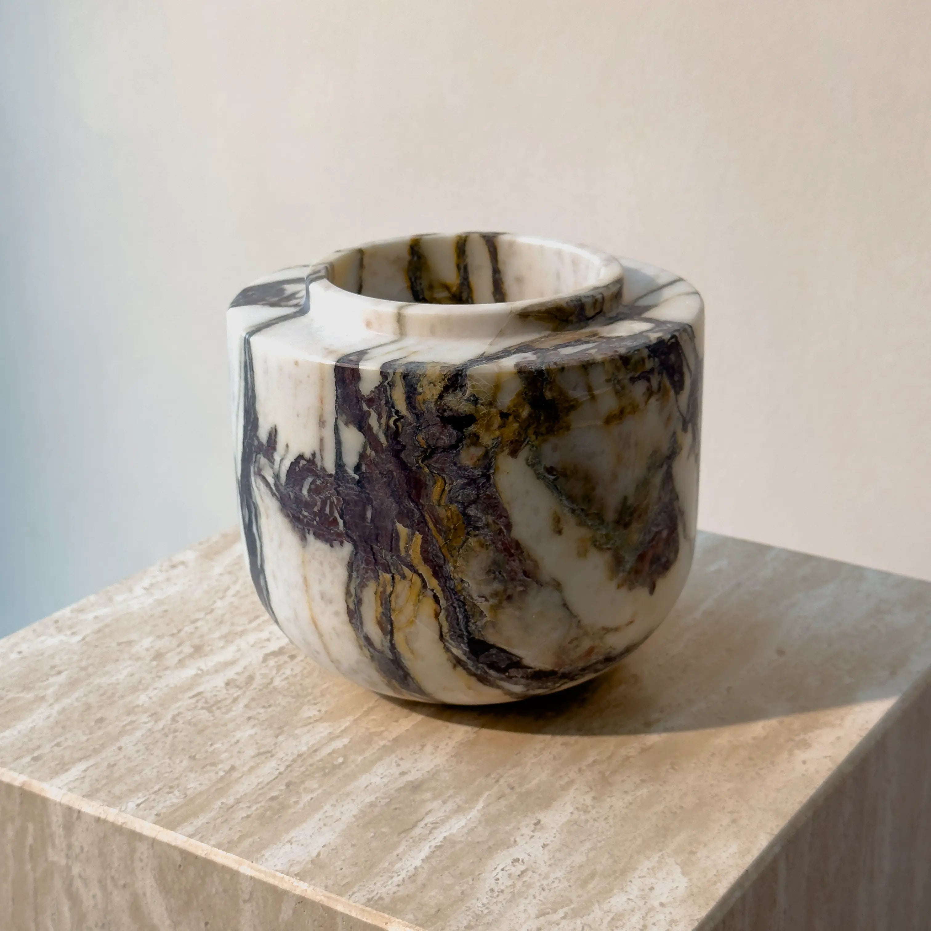 cupola vase - viola calacatta marble