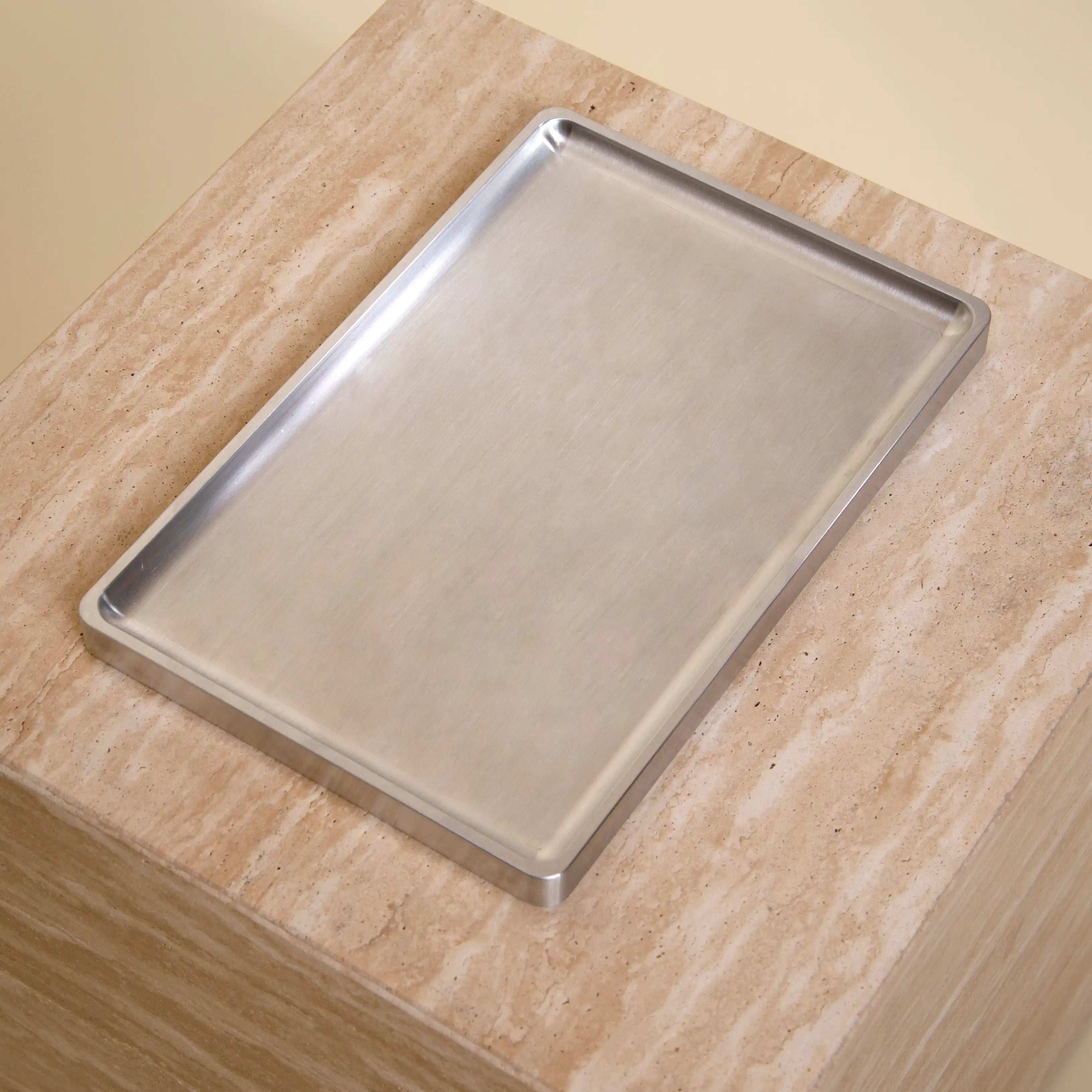 initium tray large - aluminum