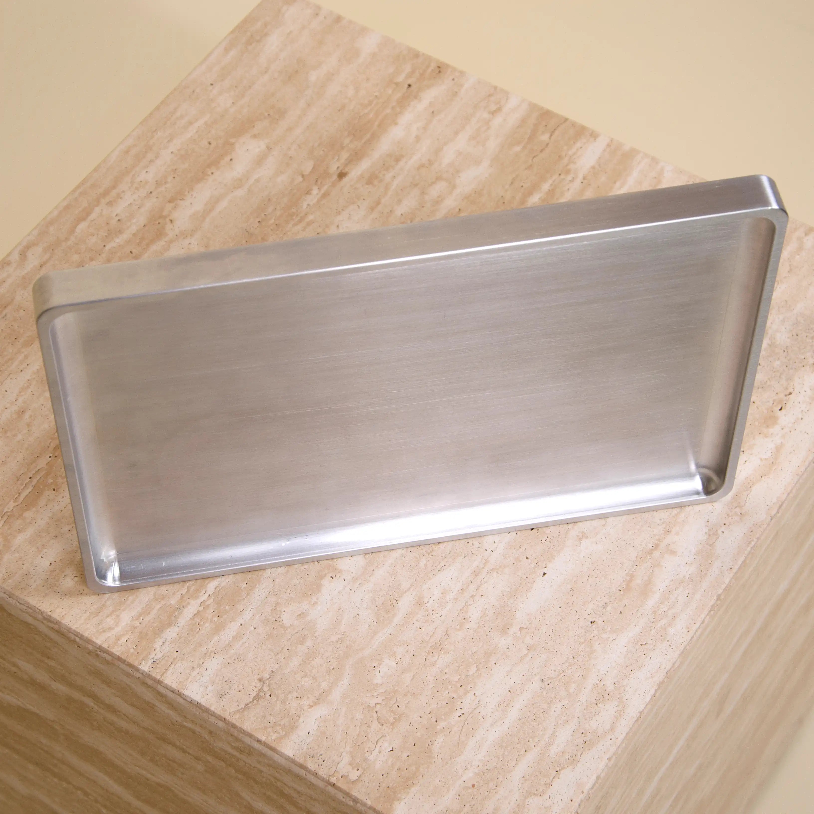 initium tray large - aluminum