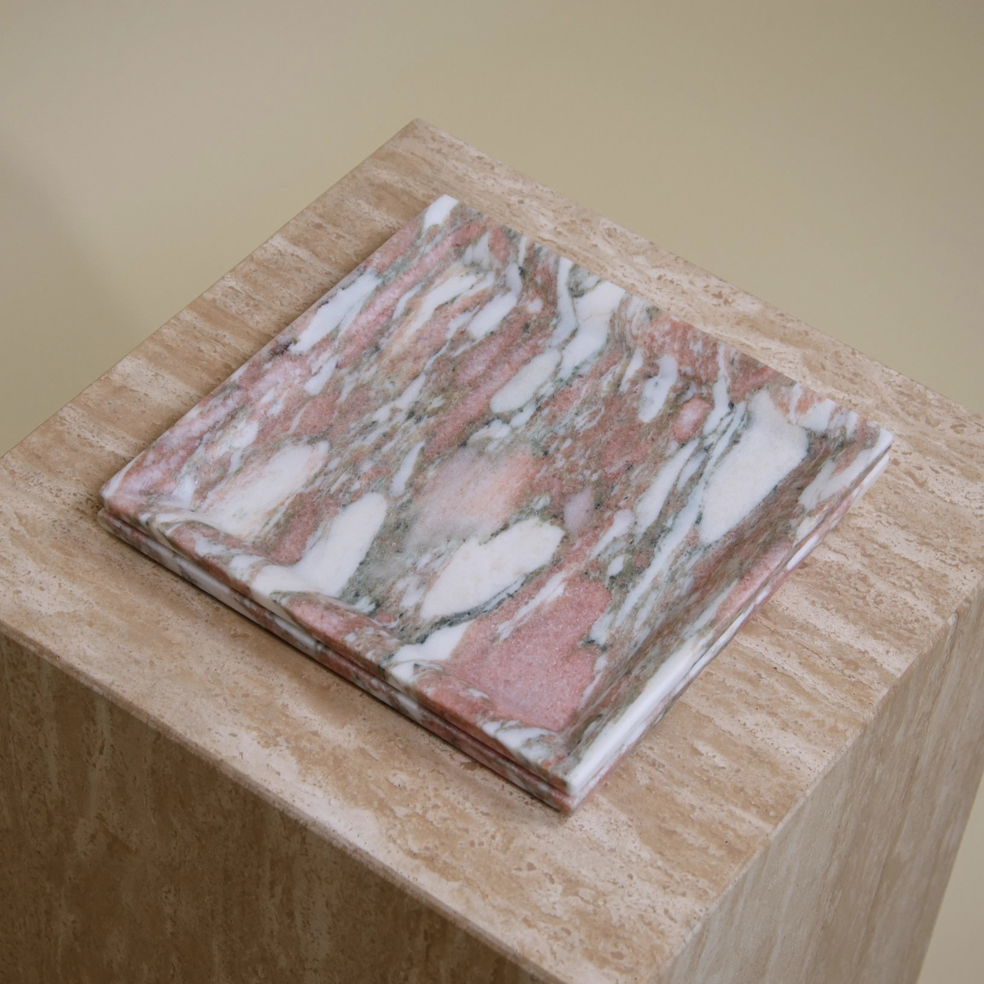 gloria tray - norwegian rose marble