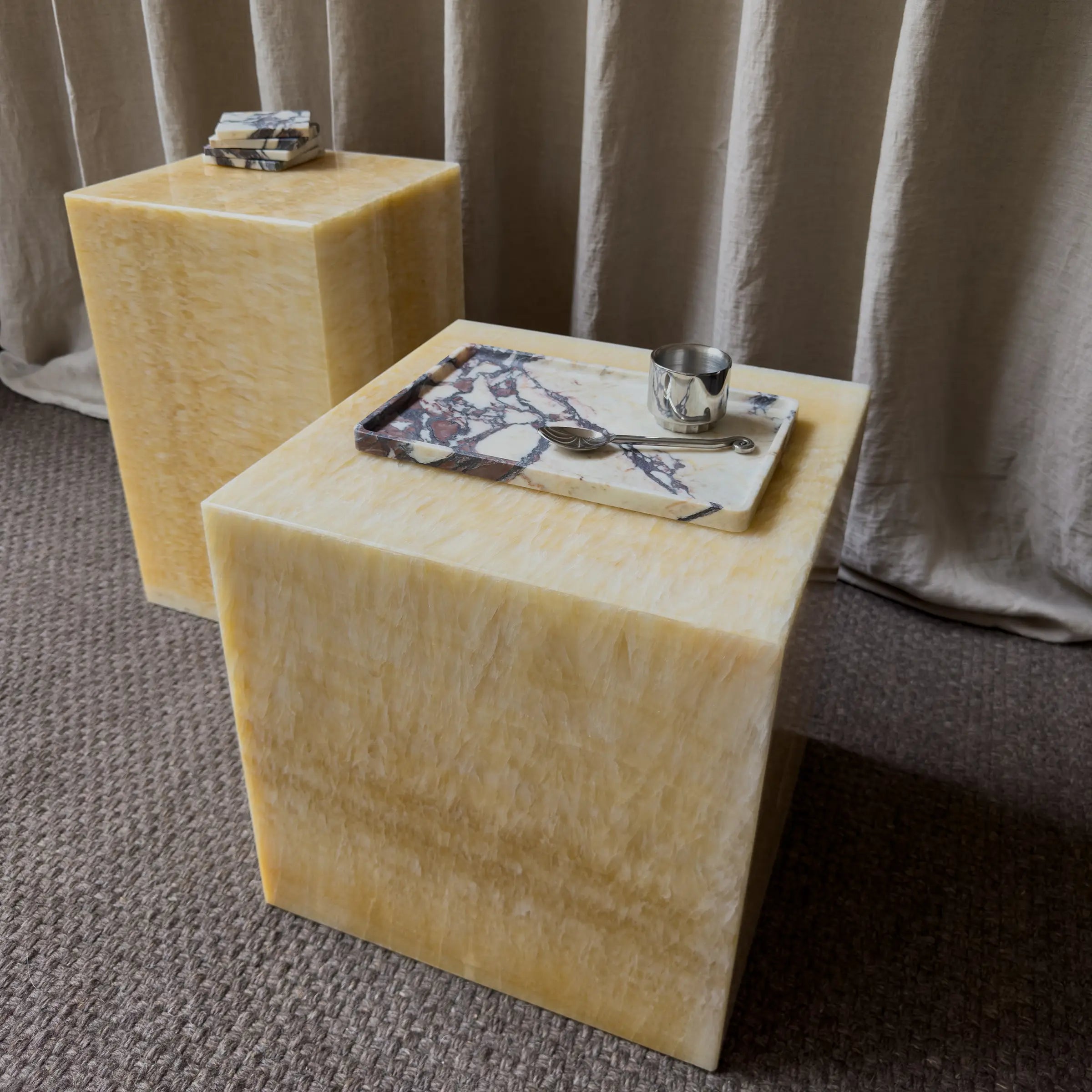 metropolis - honey onyx side table cube