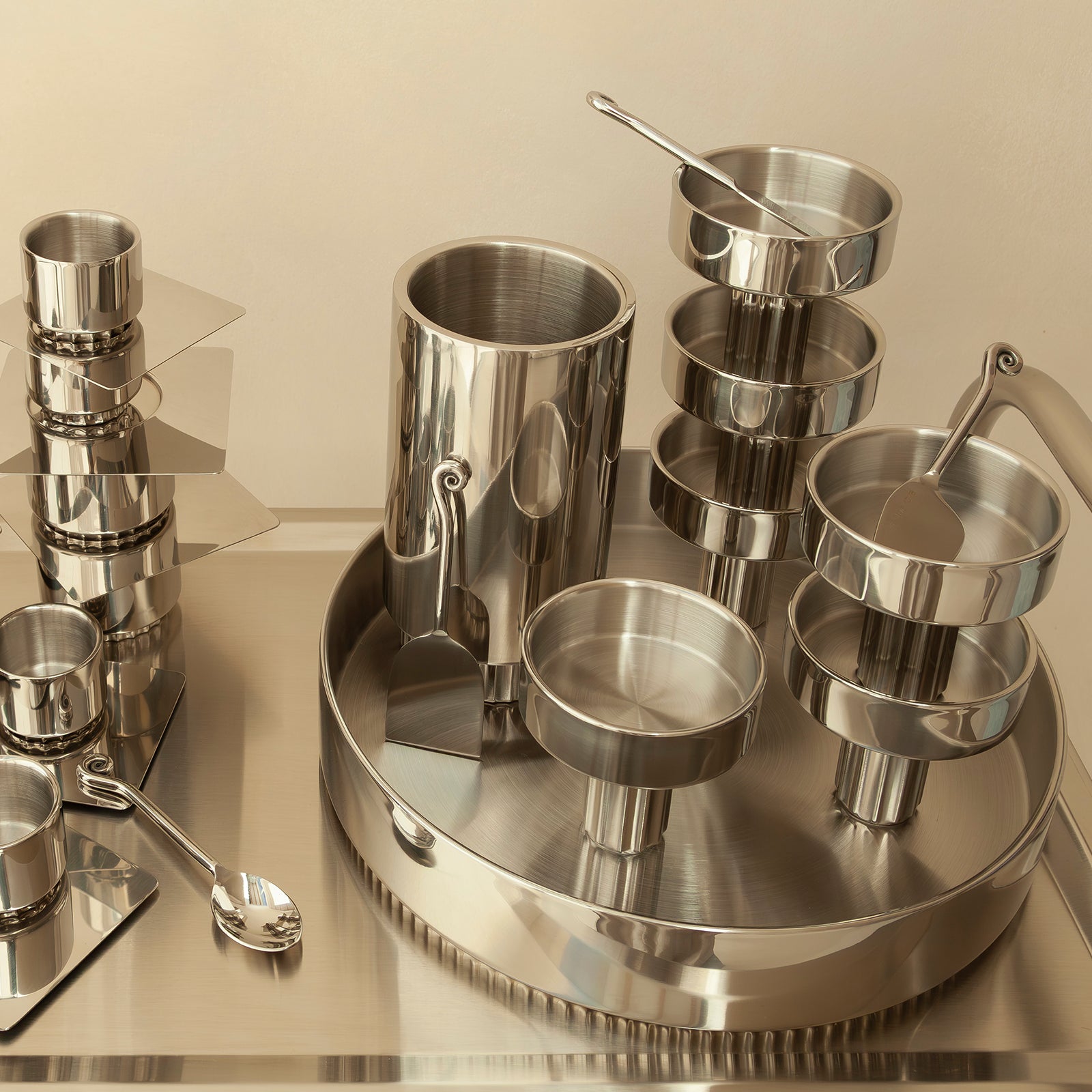 vita - edelstahl vase & weinkühler