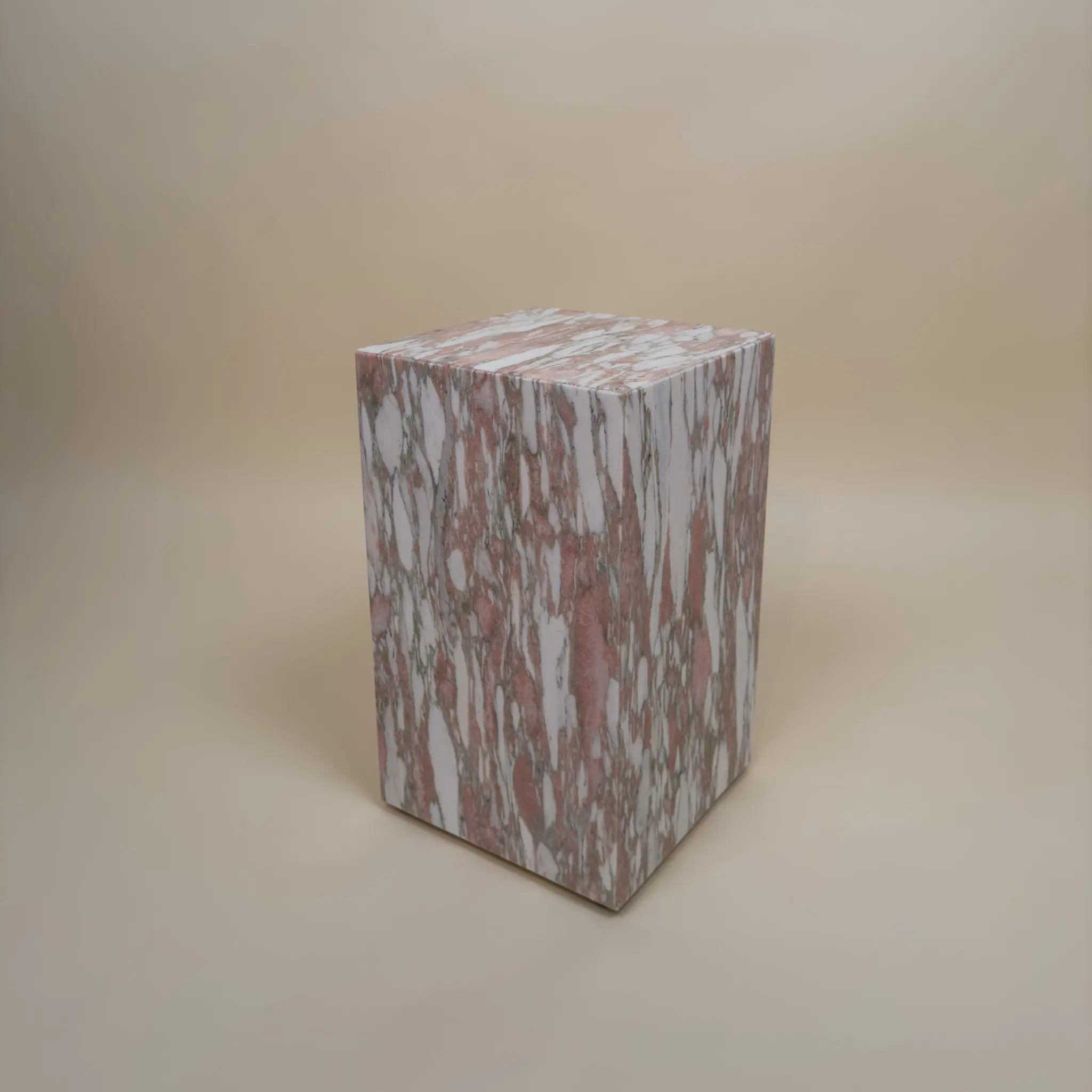 metropolis - norwegian rose marmor beistelltisch plinth