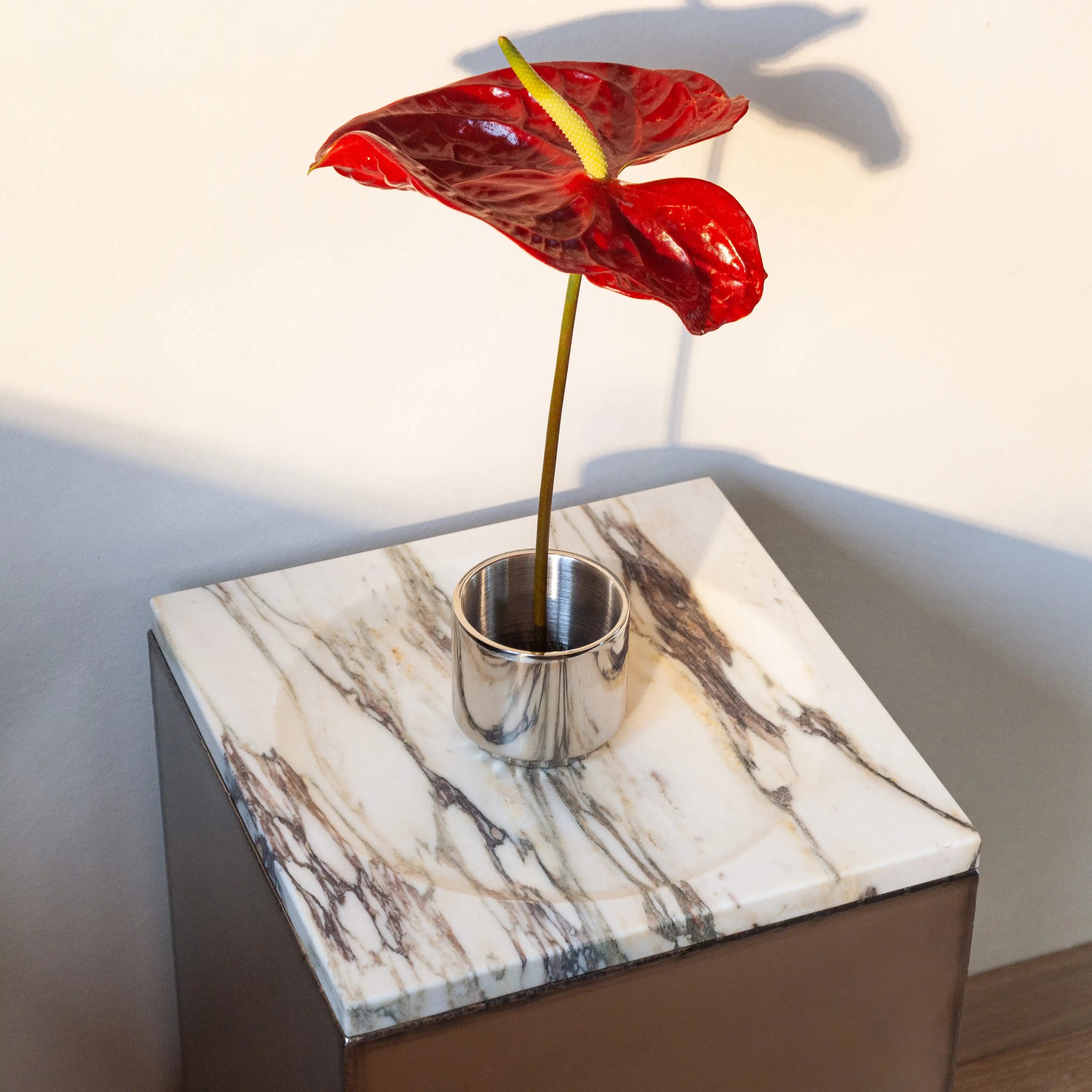 atrium center piece - viola calacatta marble